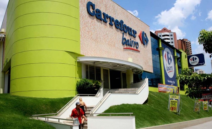 Carrefour fecha 123 lojas e teve prejuízo de R$ 565 milhões no