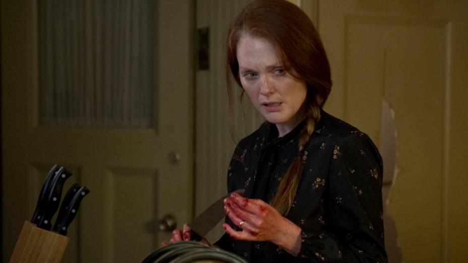 Julianne Moore no remake de Carrie - a Estranha
