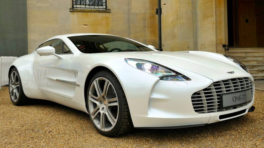 Os carrões de Samuel Etoo: Aston Martin One-77