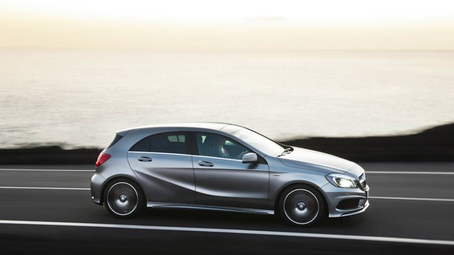 3ª - Mercedes-Benz: Reconhecida por seus modelos classudos, acaba de lançar o novo Classe A