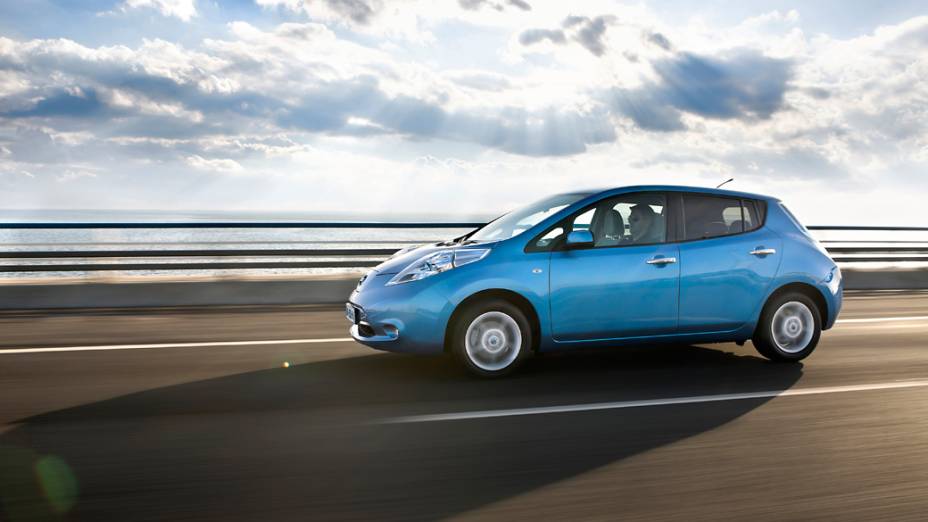 5ª - Nissan: vem ganhando espaço no mercado de veículos elétricos com o hatch Leaf