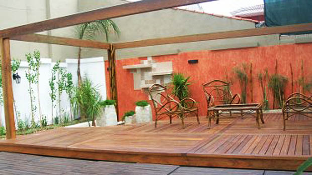 Área externa da casa onde viveu Roger Abdelmassih em Assunção, no Paraguai