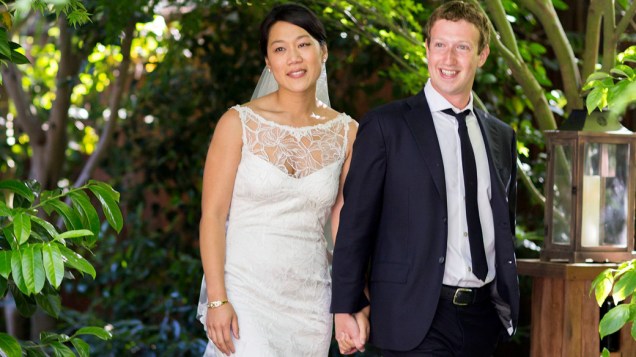 Priscilla Chan e Mark Zuckerberg após casamento, nos Estados Unidos