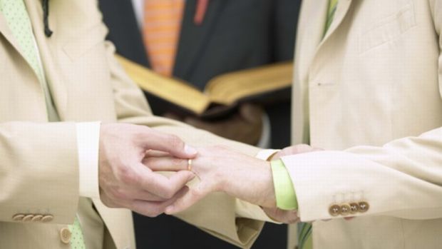 Aprovação do casamento gay pela Igreja da Suécia traz discussão sobre a real mensagem da Bíblia sobre a homossexualidade
