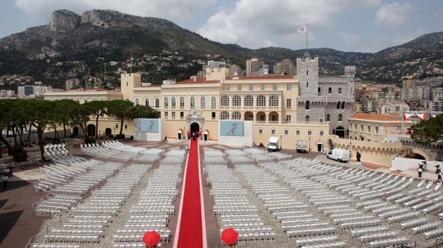 O Palácio do Príncipe antes da cerimônia religiosa do casamento real do príncipe Albert II e princesa Charlene de Mônaco