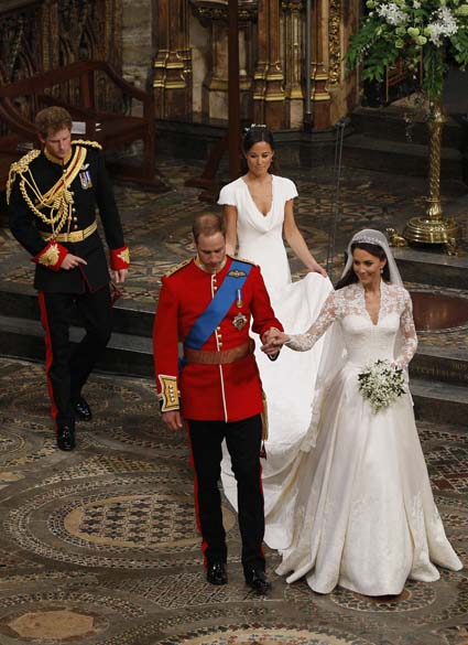Príncipe William e Kate Middleton durante cerimônia de casamento