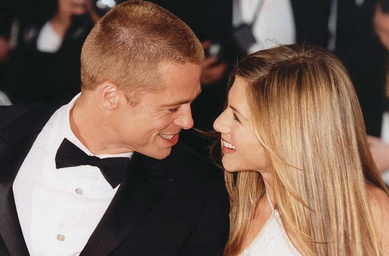 Brad Pitt e Jennifer Aniston foram casados durante cinco anos. Após a separação, Aniston começou a trocar farpas com o ex-marido e sua atual mulher, a atriz Angelina Jolie.