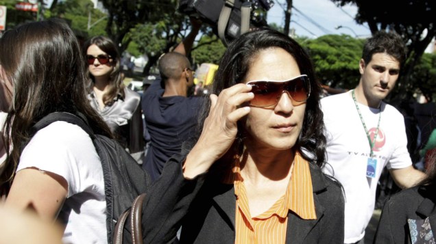 Caso Bruno - Sônia de Fátima, mãe de Eliza Samudio, chega ao Fórum de Contagem Caso Bruno - Sônia de Fátima, mãe de Eliza Samudio, chega ao Fórum de Contagem
