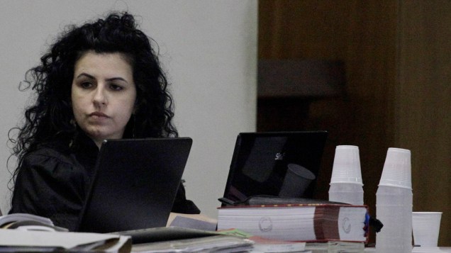 A advogada de Lindemberg Alves, Ana Lúcia Assad, no tribunal do fórum de Santo André durante o quarto dia de julgamento de Lindemberg Alves Fernandes