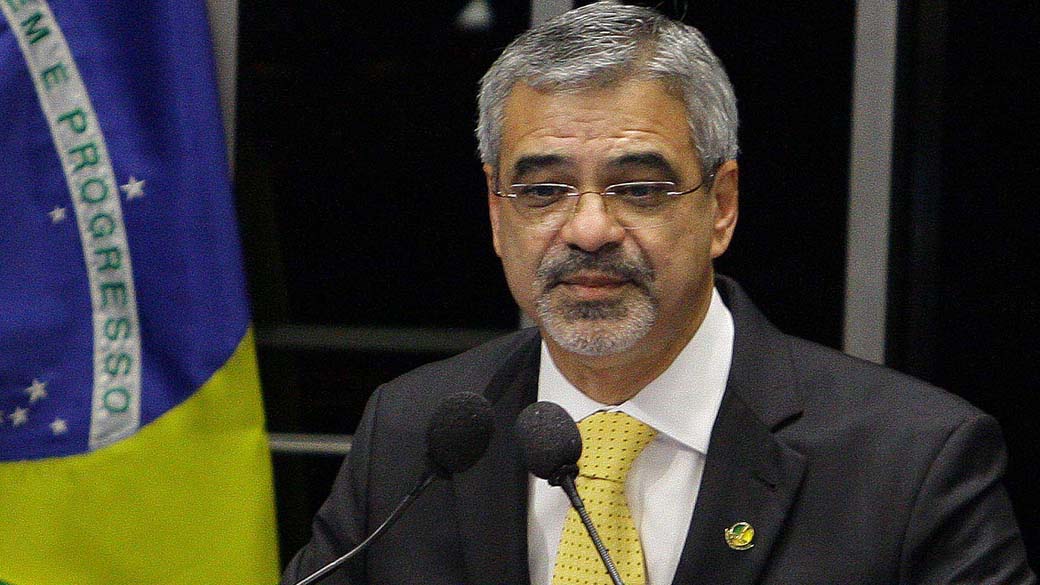 Senador Humberto Costa, relator da representação contra Demóstenes Torres (sem partido-GO) no Conselho de Ética