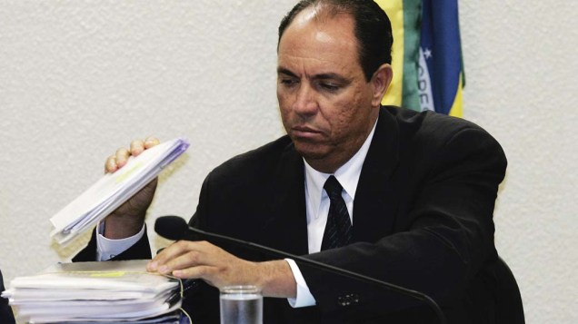 O ex-assessor do Gabinete Civil da Presidência, Waldomiro Diniz, presta depoimento na CPI dos Bingos, no Congresso Nacional