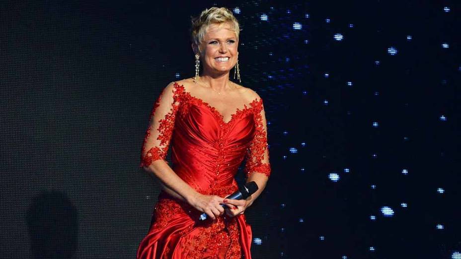 Xuxa é homenageada em festa de seus 50 anos