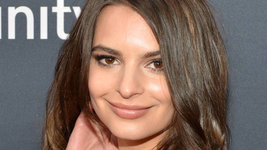 A modelo Emily Ratajkowski ficou em 3º lugar