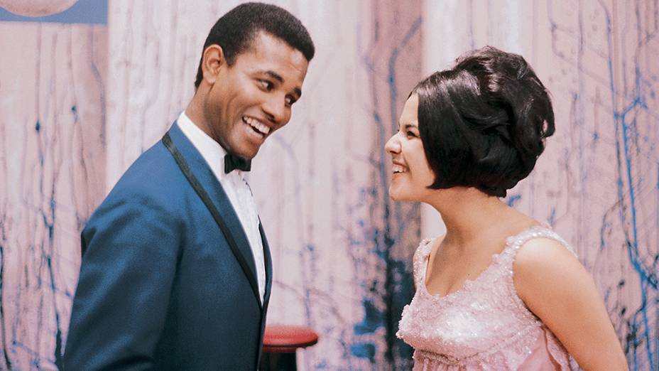 Elis Regina e Jair Rodrigues no programa "O Fino da Bossa", da TV Record, em 1966