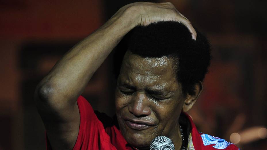 Jair Rodrigues cantando no show em homenagem aos seus 70 anos de idade e 50 anos de carreira, no auditório do Ibirapuera em São Paulo, no ano de 2009