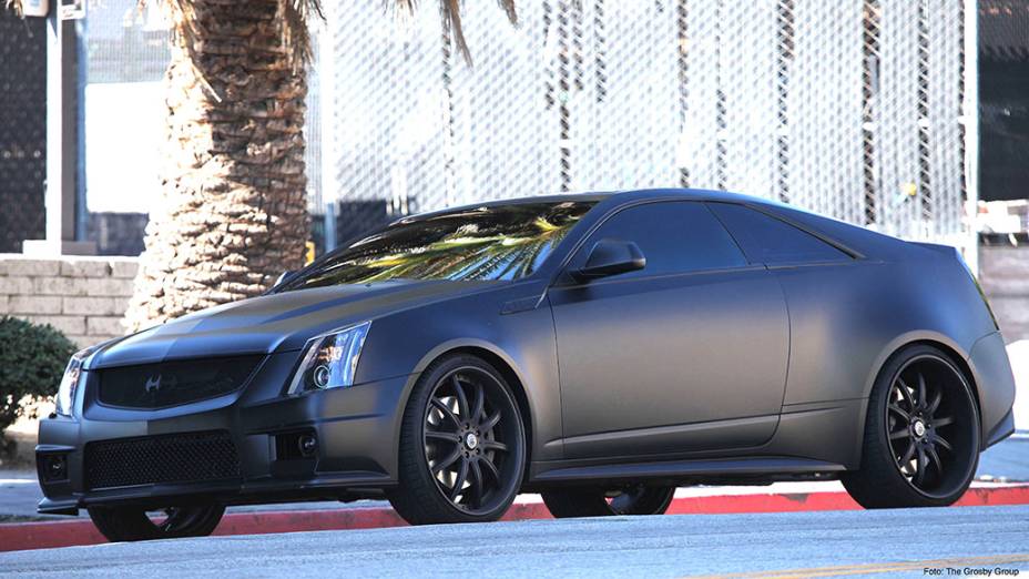 Cadillac CTS-V Coupe, personalizado pela West Coast Customs, ganhou apelido de Batmóvel