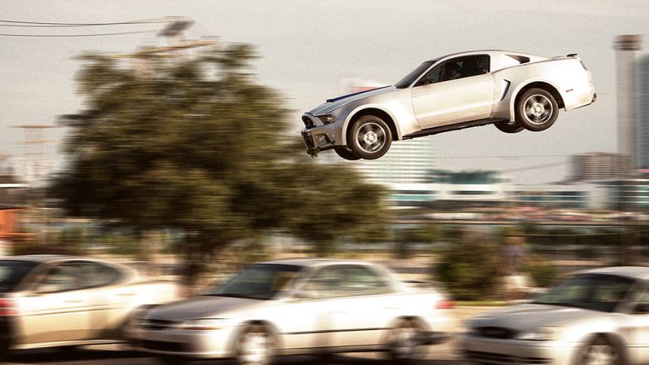 O Mustang em cena do filme Need for Speed