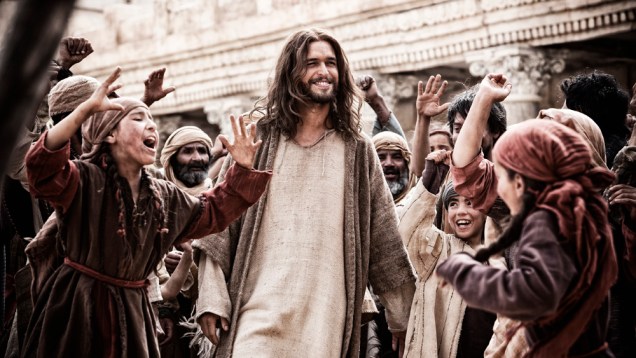 O ator Diogo Morgado em cena do filme Son of God