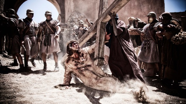 O ator Diogo Morgado como Jesus em cena do filme Son of God