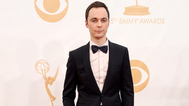 Ator Jim Parsons da série The Big Bang Theory, chega para a premiação do Emmy, em Los Angeles
