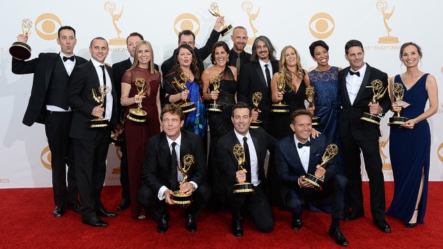 The Voice recebe o prêmio de melhor reality show, durante o Emmy, em Los Angeles