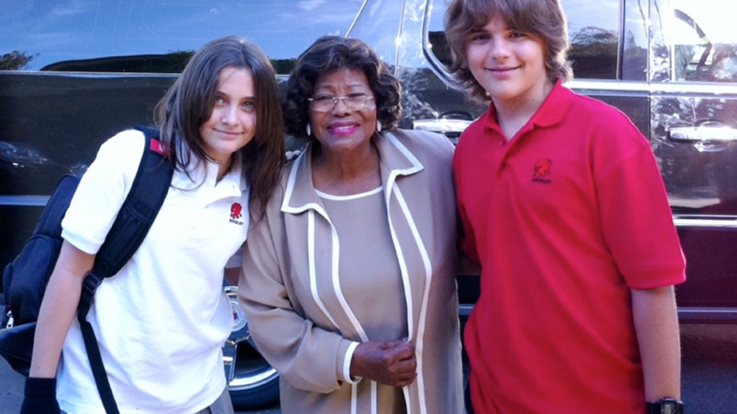 Paris, Katherine Jackson e Prince