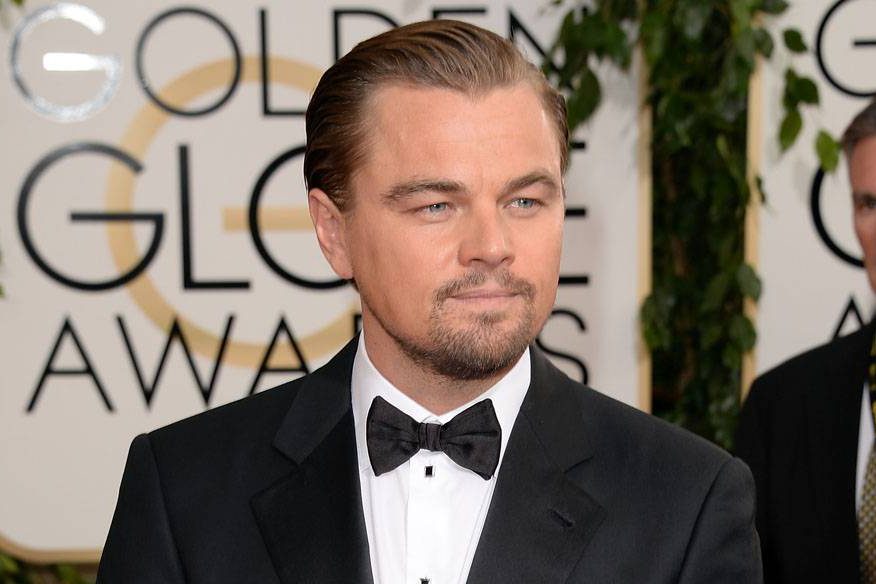 Ator Leonardo DiCaprio chega para a premiação do Globo de Ouro, na Califórnia