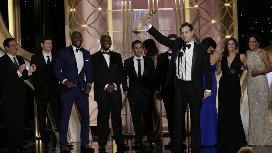 A novata Brooklyn Nine-Nine deixou os veteranos The Big Bang Theory, Girls, Modern Family e Parks and Recreation para trás e levou o prêmio de melhor série cômica