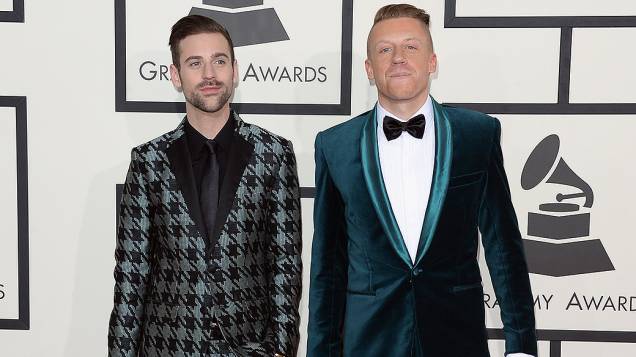 Ryan Lewis e Macklemore‏ na chegada para a premiação do Grammy 2014, em Los Angeles