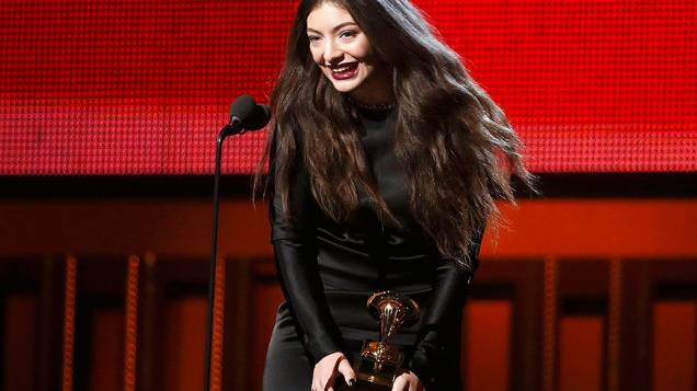 A cantora Lorde conquistou com Royals o Grammy de Melhor Performance Solo Pop e a Canção do Ano