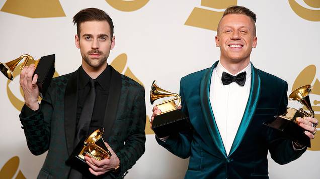 Macklemore & Ryan Lewis levaram o Grammy de Artista Revelação, Melhor Performance de Rap e Melhor Canção de Rap por Thrift Shop e ainda Melhor Álbum de Rap com The Heist