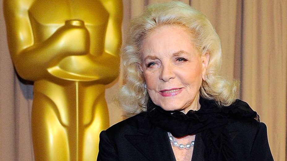 A atriz Lauren Bacall chega para o Oscar de 2010, em Hollywood