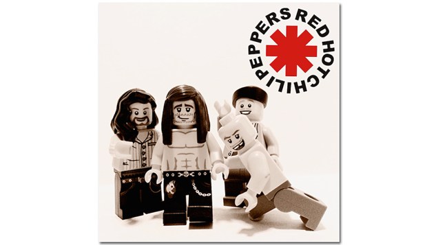 Red Hot Chili Peppers em versão Lego
