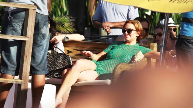 Lindsay Lohan em uma praia de Florianopolis