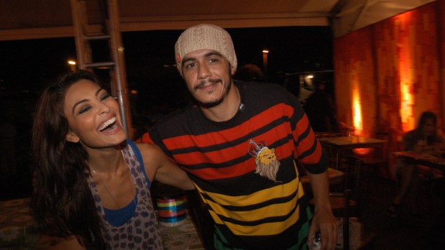 Marcelo D2 e Juliana Paes em 2006