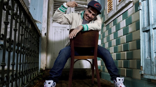 Rapper Marcelo D2 em ensaio fotográfico