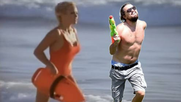 Na praia com Pamela Anderson