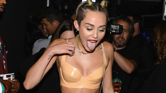 Miley Cyrus após apresentação no VMA de 2013 Miley Cyrus após apresentação no VMA de 2013