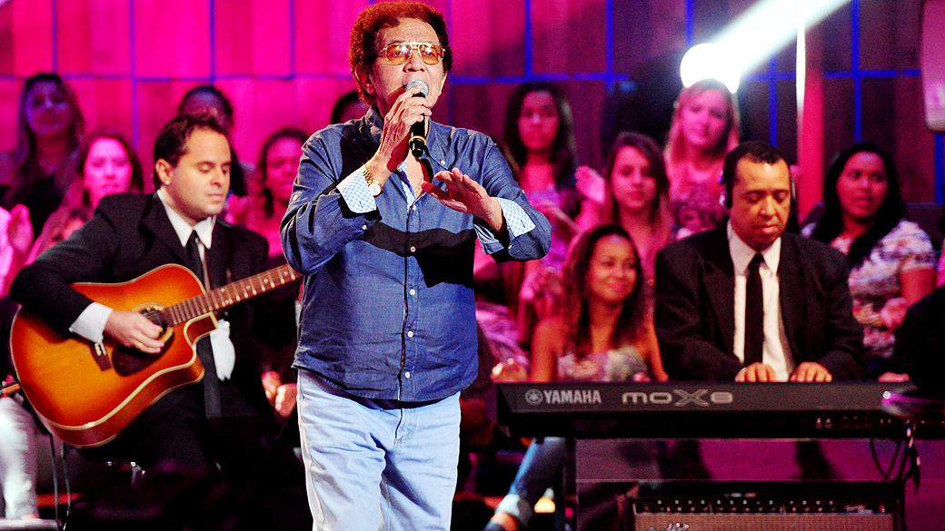 Reginaldo Rossi homenageado no programa "Som Brasil" da Rede Globo em 2012