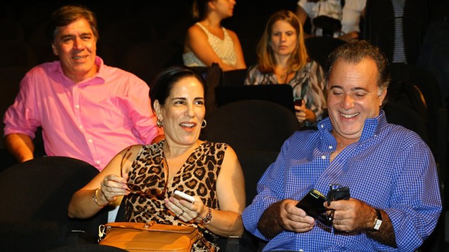 Glórias Pires e Tony Ramos assistem ao ensaio do musical Se Eu Fosse Você, no Teatro Oi Casa Grande, no Rio