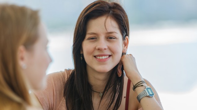 A atriz Sophia Abrahão como Tina no filme Confissões de Adolescente