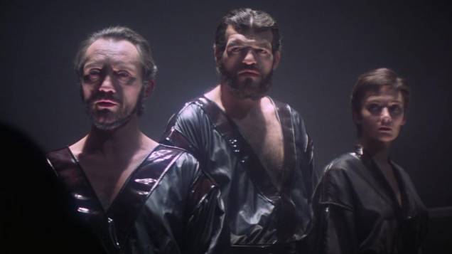 O vilão general Zod (Terence Stamp) e seus capangas