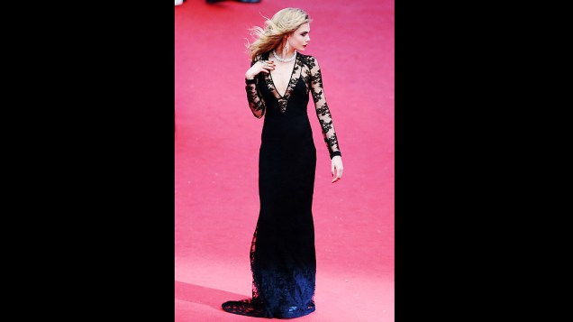 Cara Delevingne durante a cerimônia de abertura do Festival de Cannes 2013, que teve sessão do filme O Grande Gatsby, de Baz Luhrmann, no Teatro Lumière, na França