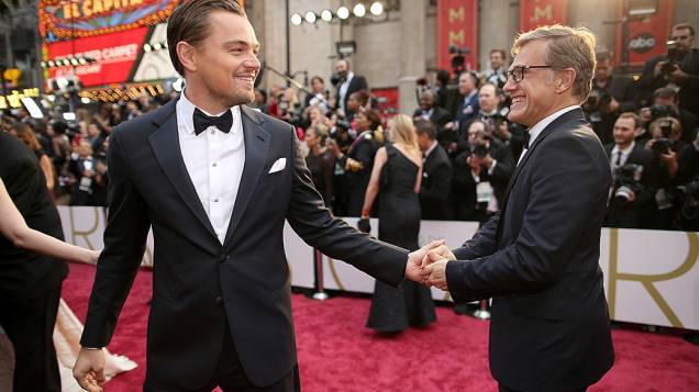 Leonardo DiCaprio e Cristoph Walts no tapete vermelho do Oscar 2014