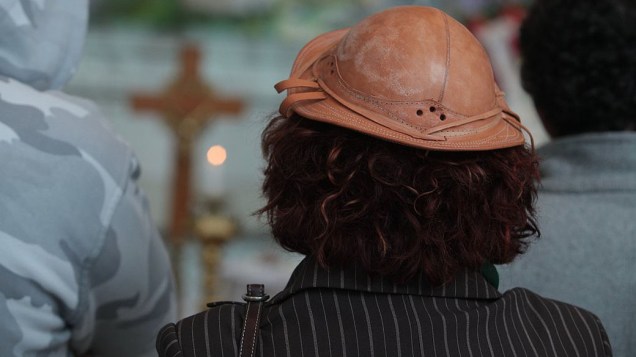 Fãs usam chapéus tipícos no velório do cantor e compositor Dominguinhos, na Assembleia Legislativa de São Paulo