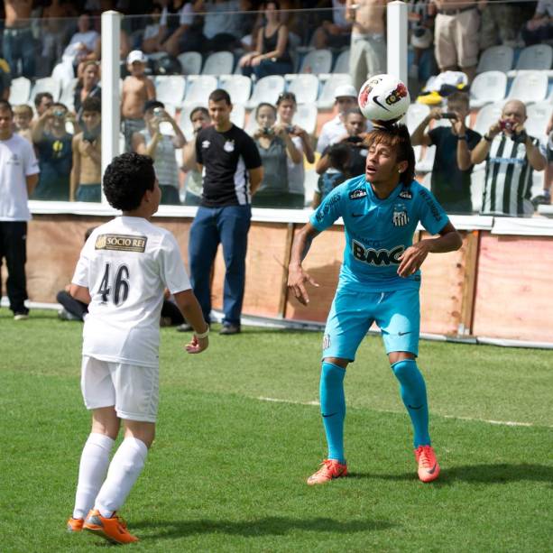 Festa do centenário do Santos, na Vila Belmiro, com a presença de Neymar, Pelé e de vários outros ídolos do clube, além do governador Geraldo Alckmin, torcedor da equipe