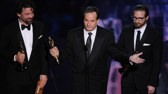 Ben Grossman, Rob Legato and Joss Williams recebem o Oscar de melhores efeitos visuais pelo filme "Hugo"
