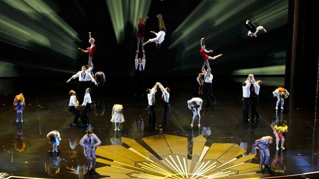 Apresentação do Cirque du Solei no Oscar 2012