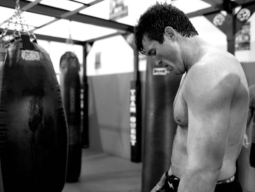 Chael Sonnen treina para a luta contra Anderson Silva, no UFC 148