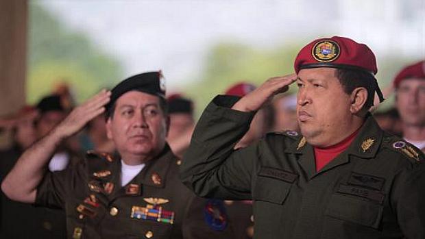 Hugo Chávez e Henry Rangel Silva, ministro da defesa venezuelano